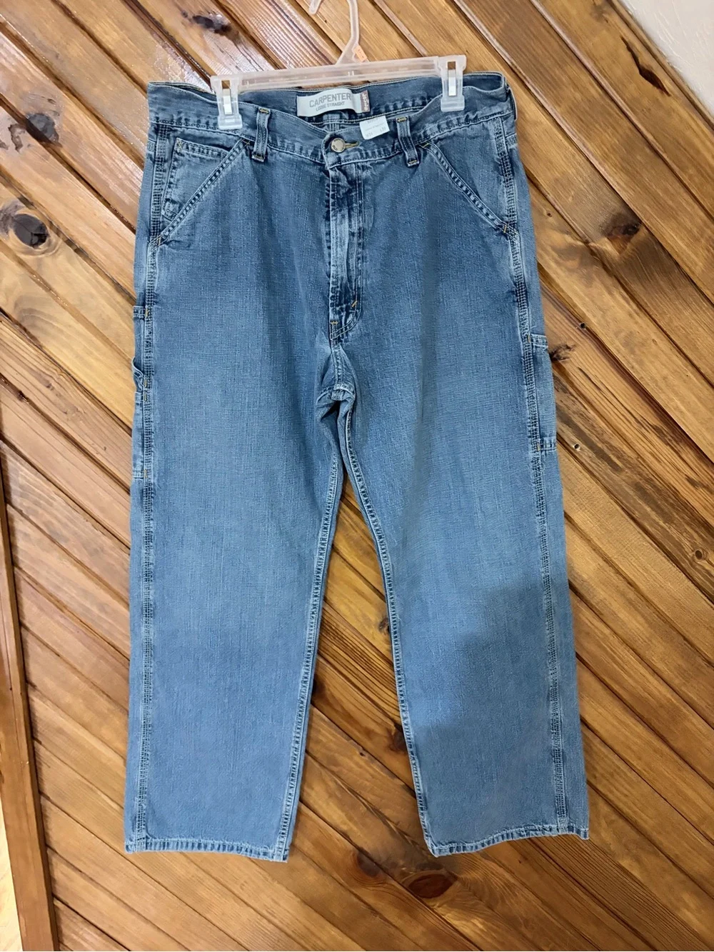 Levi's Men's Relaxed Carpenter Jeans in Medium Blue Denim